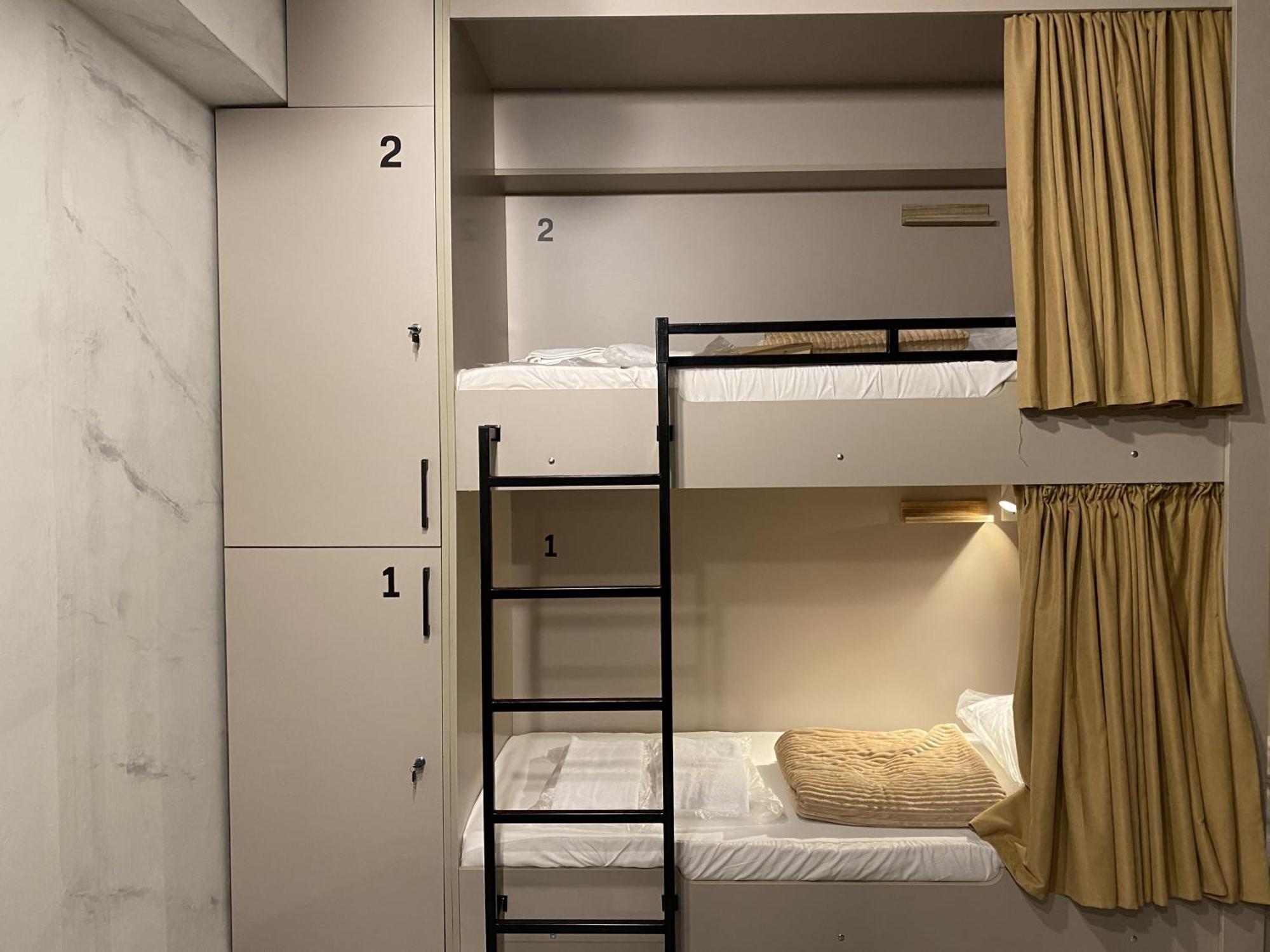 Dorm Kutaisiホステル エクステリア 写真